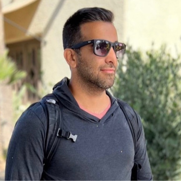 Meet your Posher, Sam - Picture 1 of 1